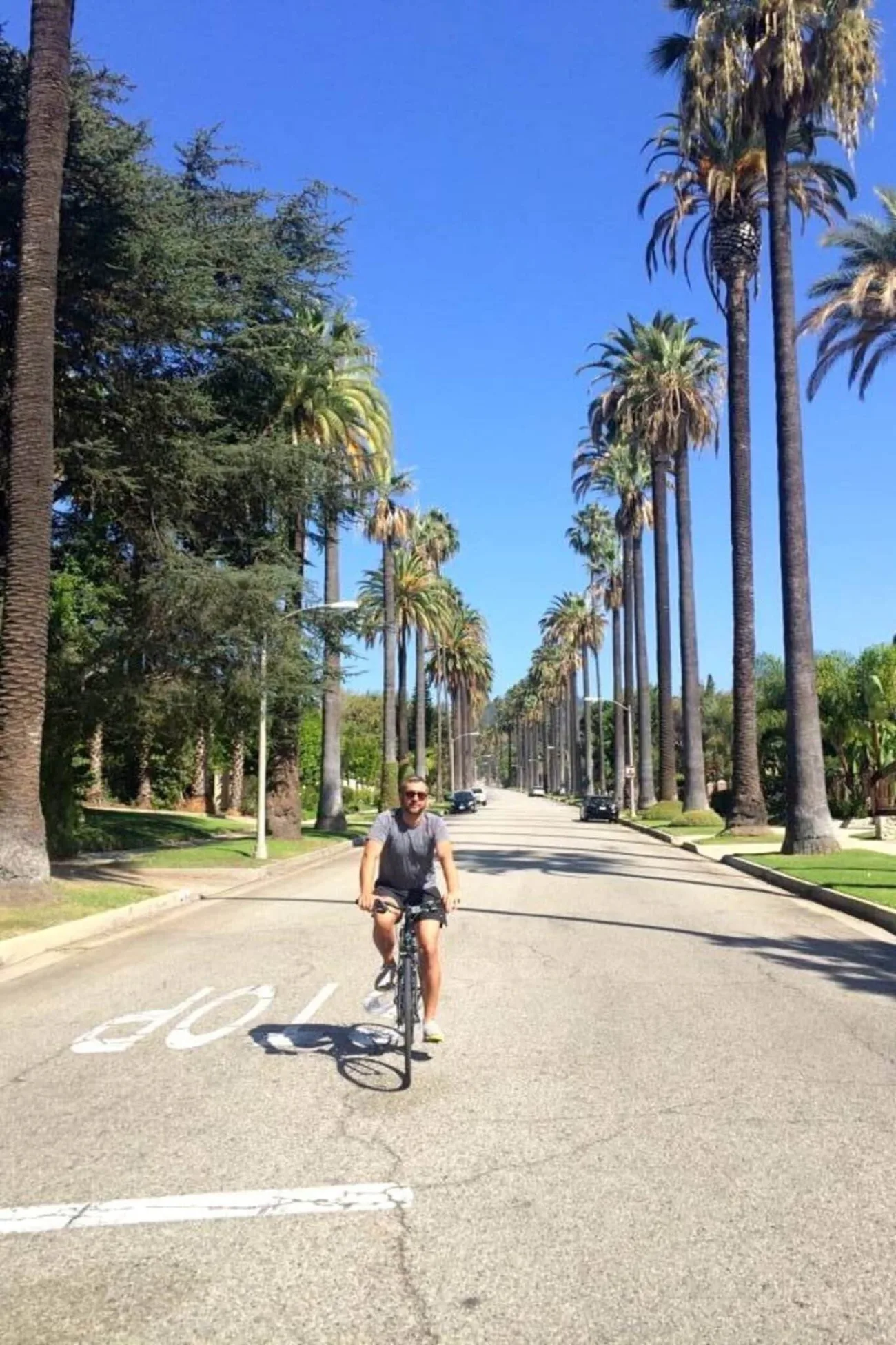 Beverly Hills Tour in Los Angeles - Bikes and Hikes LA
