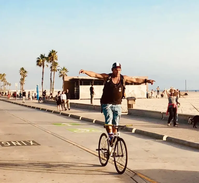 Santa Monica & Venice Beach Tour in Los Angeles - Bikes and Hikes LA