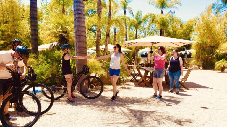 Historic Downtown Ojai & Orchards Tour in Los Angeles - Bikes and Hikes LA