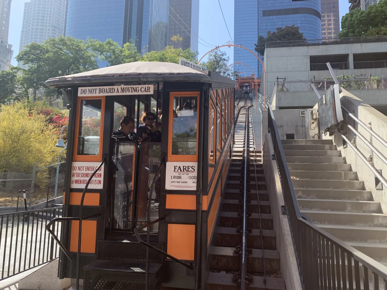 Downtown LA Architecture Tour - Bikes and Hikes LA