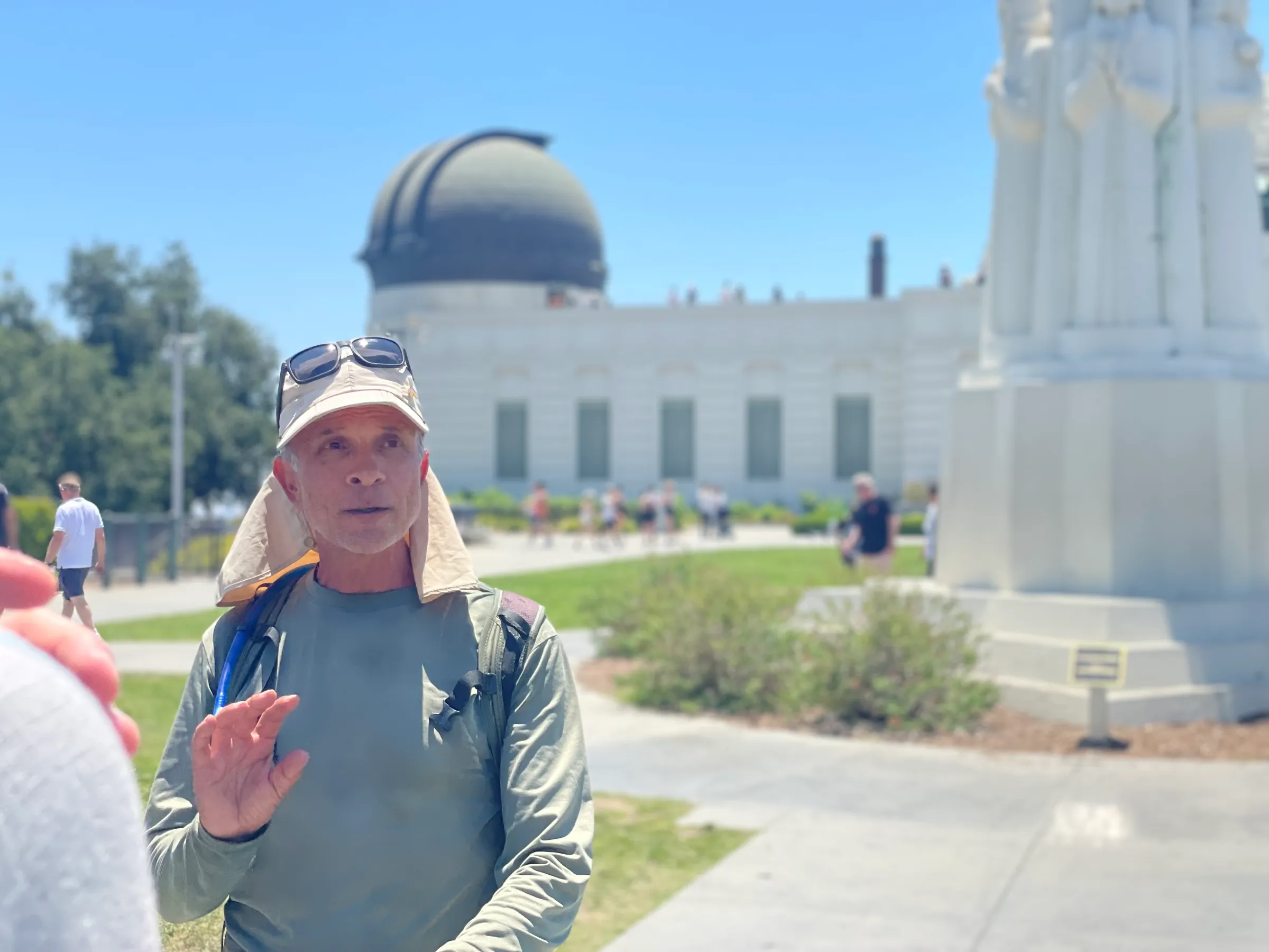 a statue of a person