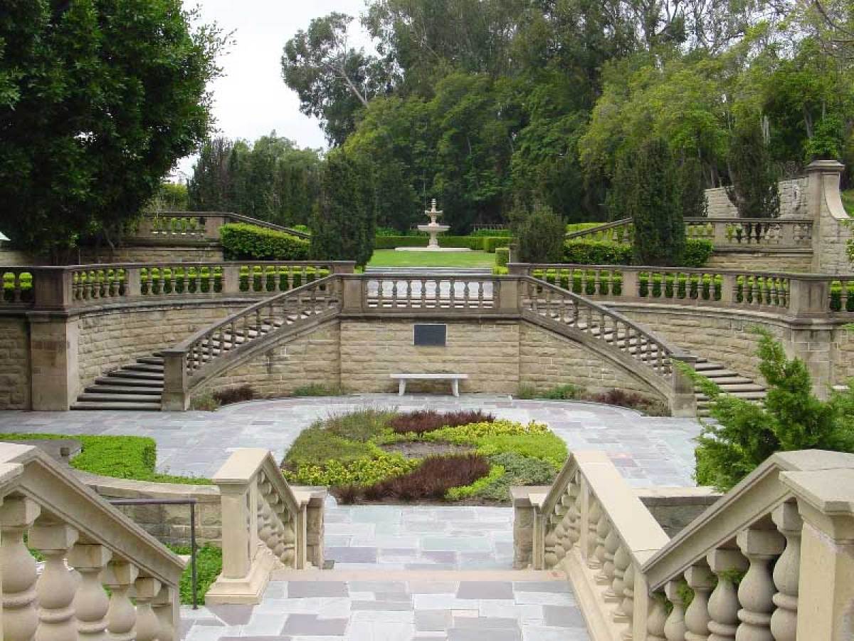 Greystone Mansion