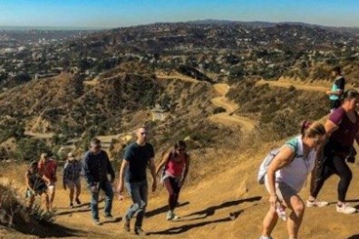 group hiking in franklin canyon