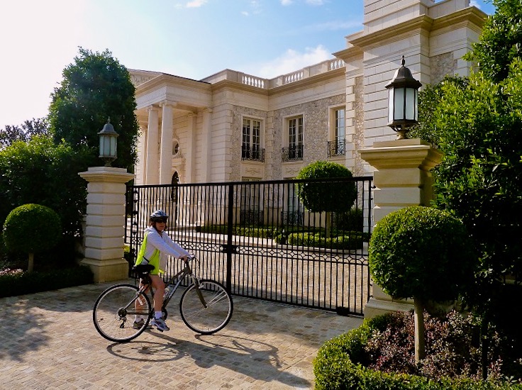 a bicycle parked in front of a building