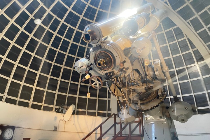 telescope inside the griffith observatory
